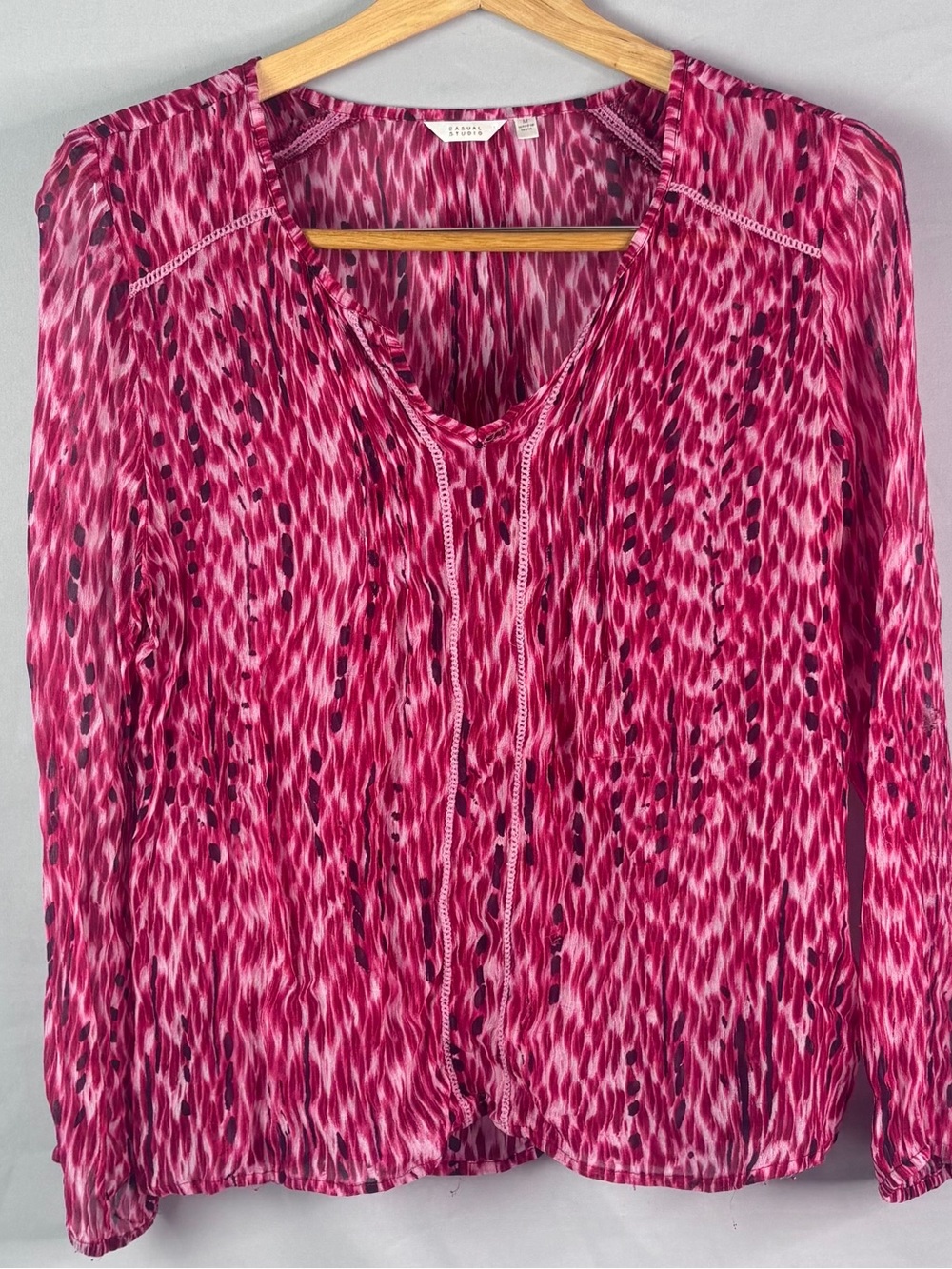 Casual Studio Pink Printed V-Neck Long-Sleeve Blouse